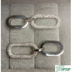 GÜMÜŞ RENK ZİRKON TAŞLI SALLANTILI MODEL ÇELİK KÜPE