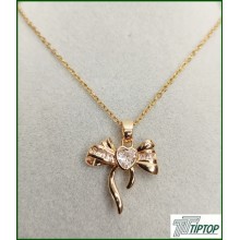 BEYAZ TAŞ KALP FİYONK KOLYE