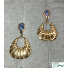 GOLD RENK İSTİRİDYE MODEL SALLANTILI KÜPE