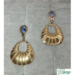 GOLD RENK İSTİRİDYE MODEL SALLANTILI KÜPE GOLD RENK İSTİRİDYE MODEL SALLANTILI KÜPE