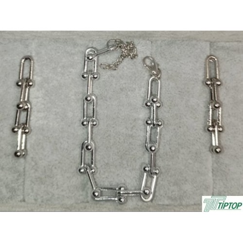 GÜMÜŞ RENK ÇELİK KÜPE BİLEKLİK VE SETİ GÜMÜŞ RENK ÇELİK KÜPE BİLEKLİK VE SETİ